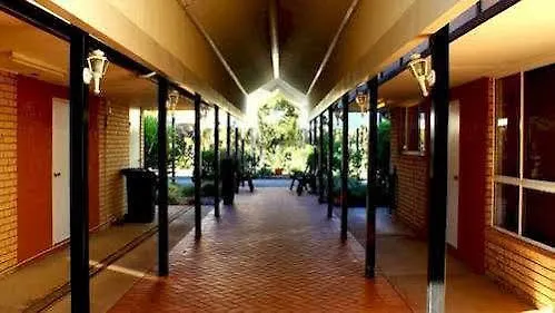 Pritchard Road Country Resort Emerald 4*,  Austrália